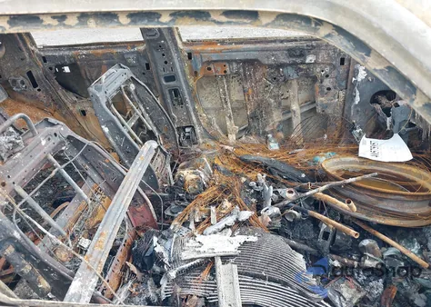 2015 Jeep Patriot High Altitude Edition z USA, uszkodzony, nr VIN 1C4NJRFB0FD184177